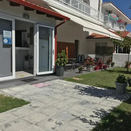 Ilios Apartment *